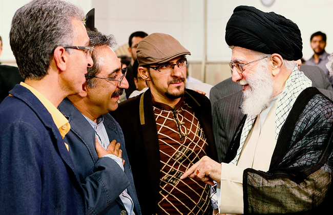 توصيات للشعراء والادباء