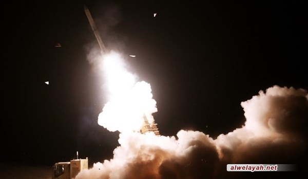خلال المناورات المشتركة للدفاع الجوي الإيراني... صواريخ منظومتي الدفاع الجوي الإيراني "جوشن" و"خاتم" تدمر أهدافها 
