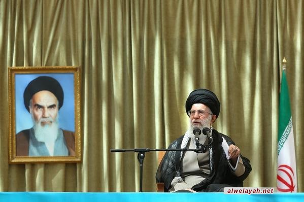 خطُ الخميني خطنا... والخامنئي عزْنا