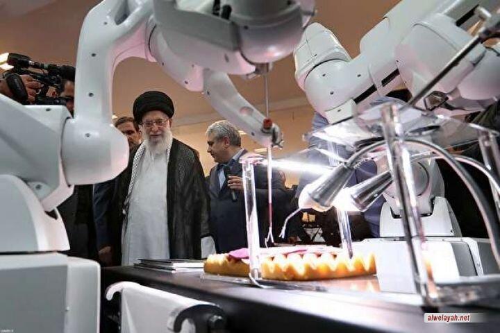سيرة الإمام الشهيد الخامنئيّ (ره) وإرشاداته؛ محيي الثقة بالنفس الوطنيّة