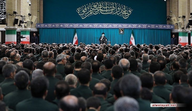 الإمام الخامنئي: الحرس الثوري أكبر منظمة لمكافحة الإرهاب في كل العالم