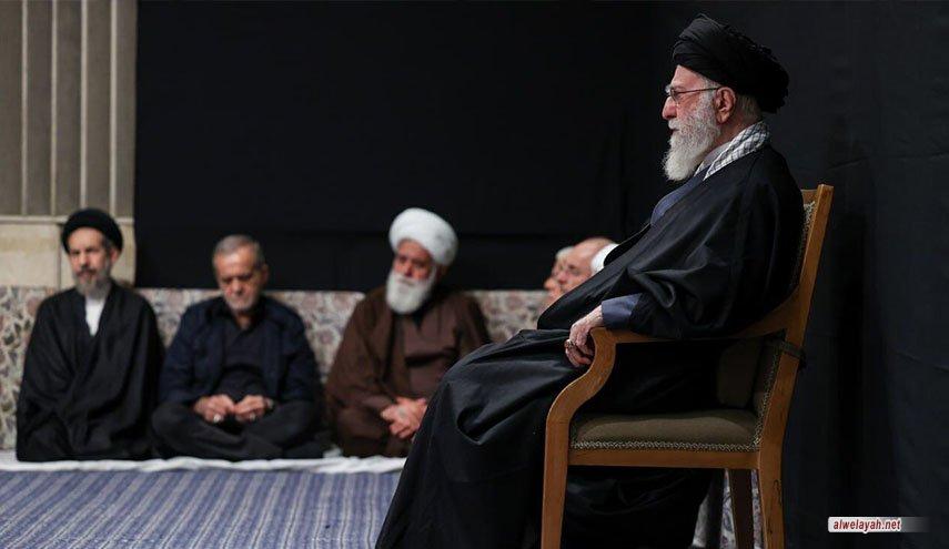 إقامة مراسم عزاء في ذكرى استشهاد السيدة فاطمة الزهراء (س) بحضور قائد الثورة الإسلامية