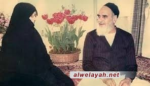 زوجة الإمام الخميني في دائرة الضوء