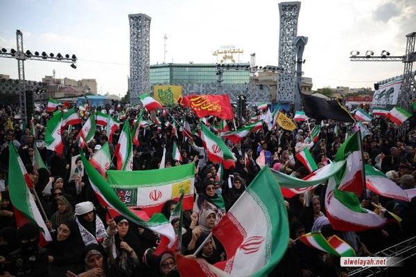 تجمع حاشد في طهران بمناسبة ذكرى ميلاد الإمام الرضا (ع) والجماهير تجدد البيعة لقائد الثورة