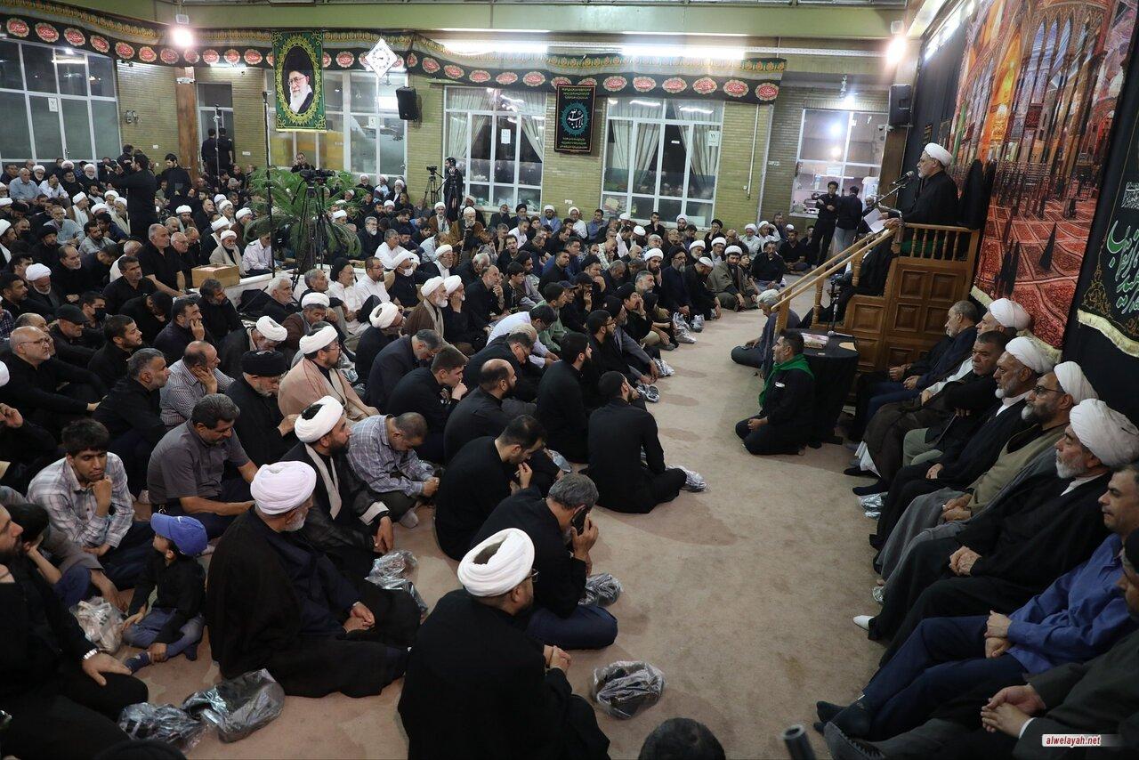 آية الله العظمى السيستاني يقيم مراسم تأبين لقائد الثورة الإسلاميّة الشهيد في قم