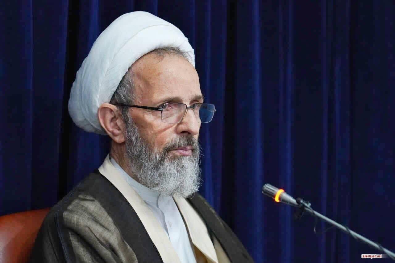 آية اللّه رجبيّ يستعرض 14 رسالةً للتشييع التاريخيّ المليونيّ للقائد الشهيد للثورة الإسلامية