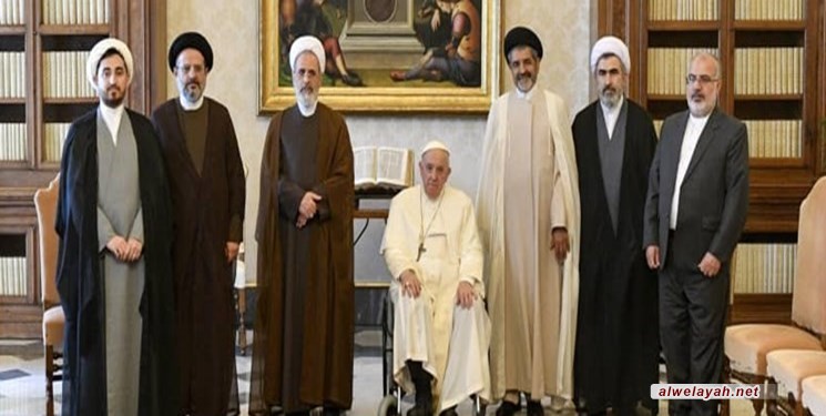إبلاغ رسالة شفهية من قائد الثورة الإسلامية إلى البابا فرانسيس