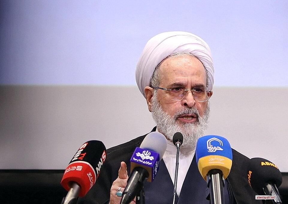 آية اللّه الأعرافيّ: خمسة عناصر أساسيّةٍ لنظرية "الوحدة" في خطاب الثورة الإسلاميّة.. الوحدة لا تعني إلغاء الفوارق أو طمس الهويّات المذهبيّة