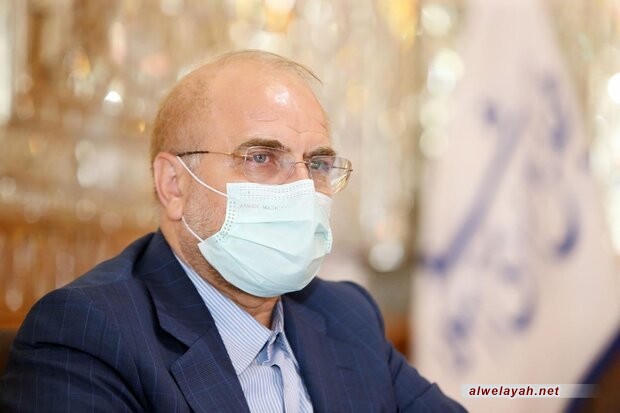 قاليباف: ضرورة مواصلة درب الحاج قاسم سليماني/ حياة الشهيد رمز للتضحية من أجل المثل البشرية