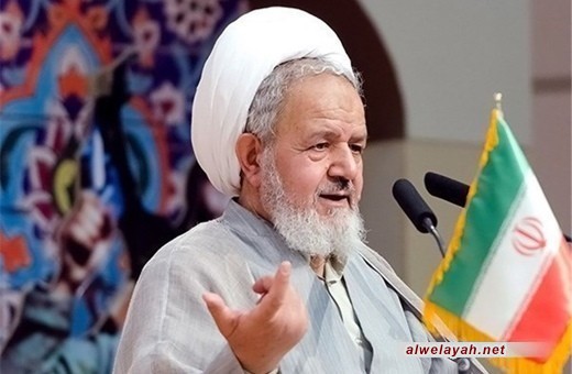 حجة ‌الإسلام سعيدی: قائد الثورة غيّر موازين الحرب بحكمته وإيمانه بالناس