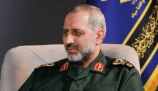 قائد القوات الجوفضائية للحرس الثوري يدعو الشعب الإيراني للحفاظ على تواجده في الشوارع والساحات