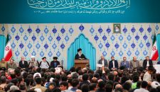 إقامة محفل الإنس بالقرآن الكريم بحضور قائد الثورة الإسلامية