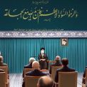 قائد الثورة الإسلامية يشيد بنجاح الحكومة الإيرانية في إحياء آمال وثقة الشعب
