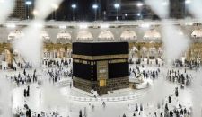 علماء العراق يدعون حجاج بيت الله الحرام لأداء مناسك الحج نيابةً عن قائد الأمة الشهيد