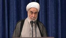 حجة الإسلام کلبایکاني: قائد الثورة الإسلامية يحمل راية المقاومة ضد الطغيان